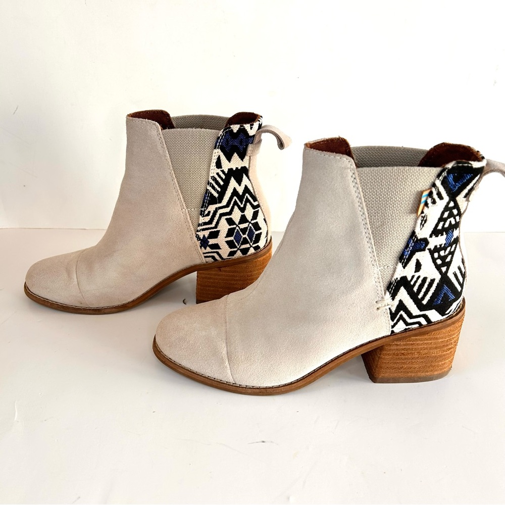 TOMS Suede Ankle Boots with Aztec Back Panel Size 6.5